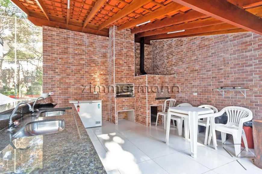 Foto 1 de Apartamento com 3 Quartos à venda, 103m² em Vila Olímpia, São Paulo