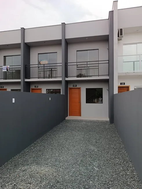 Foto 1 de Sobrado com 2 Quartos à venda, 65m² em Vila Nova, Joinville