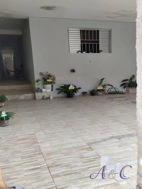 Foto 1 de Casa com 2 Quartos à venda, 20m² em Jardim Nara Lúcia, Cotia