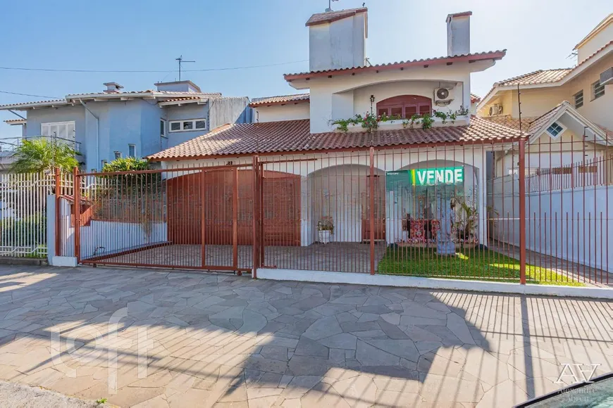 Foto 1 de Casa com 3 Quartos à venda, 254m² em Marechal Rondon, Canoas