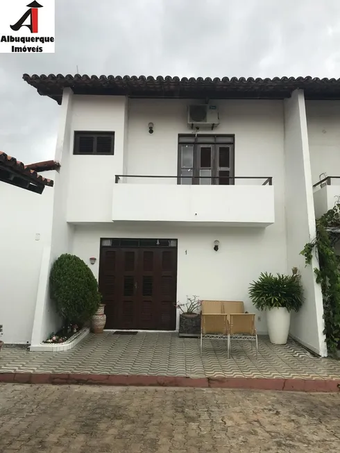 Foto 1 de Casa com 4 Quartos à venda, 140m² em Renascença, São Luís