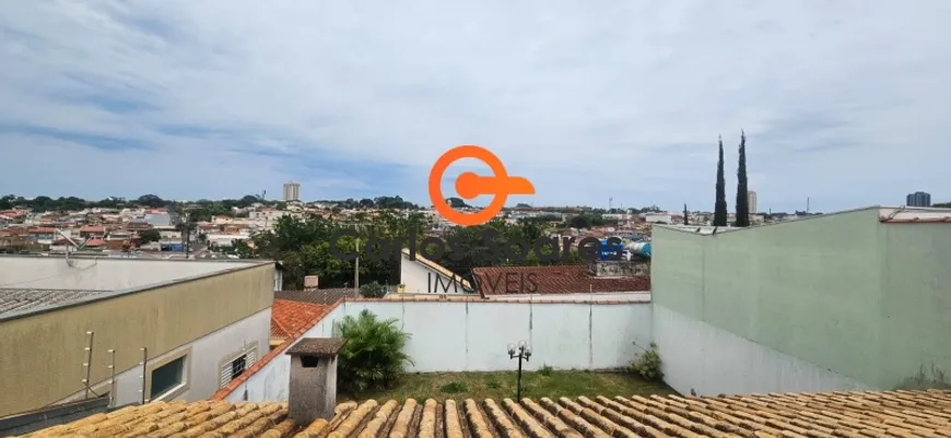 Foto 1 de Sobrado com 3 Quartos à venda, 200m² em Jardim Sao Vicente, Franca