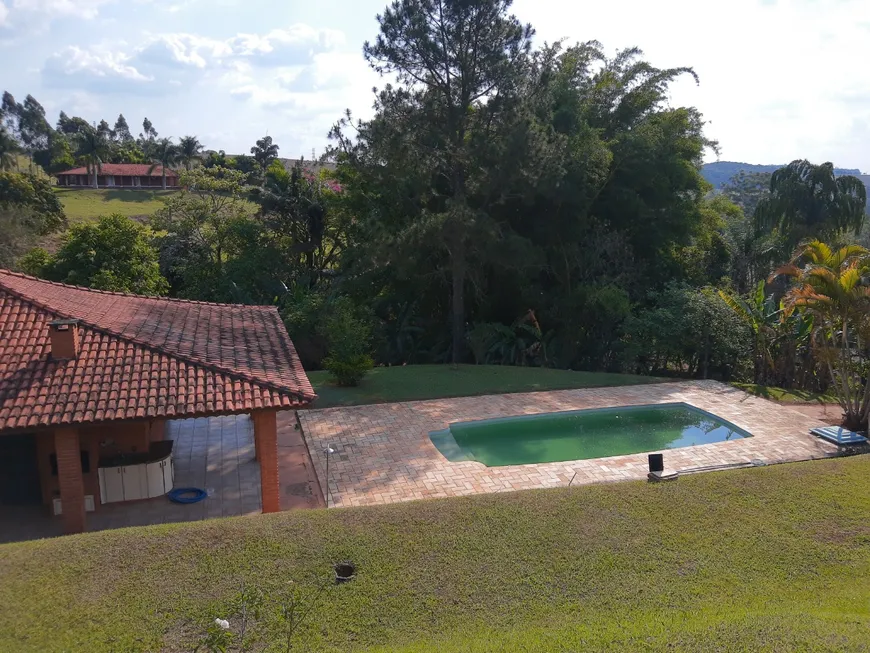 Foto 1 de Fazenda/Sítio com 3 Quartos à venda, 4200m² em Machadinho, Jarinu