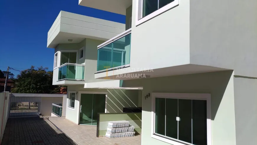 Foto 1 de Casa com 4 Quartos à venda, 120m² em Praça da Bandeira, Araruama