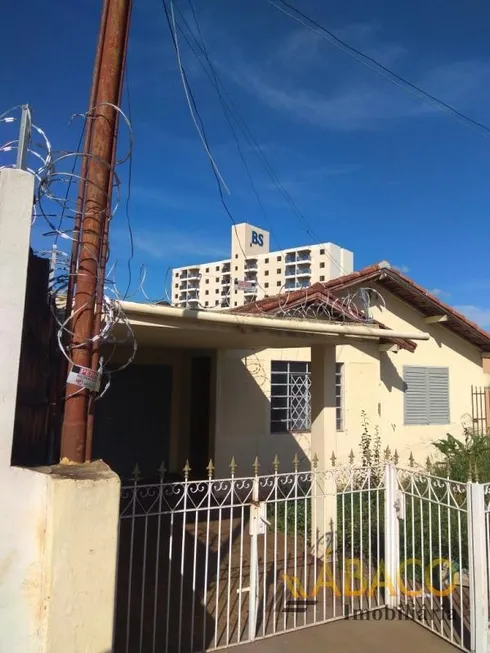 Foto 1 de Casa com 3 Quartos à venda, 100m² em Jardim Bandeirantes, São Carlos