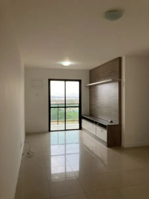 Foto 1 de Apartamento com 3 Quartos à venda, 75m² em Glória, Macaé