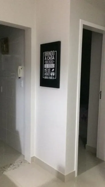 Foto 1 de Apartamento com 2 Quartos à venda, 50m² em Virgem Santa, Macaé