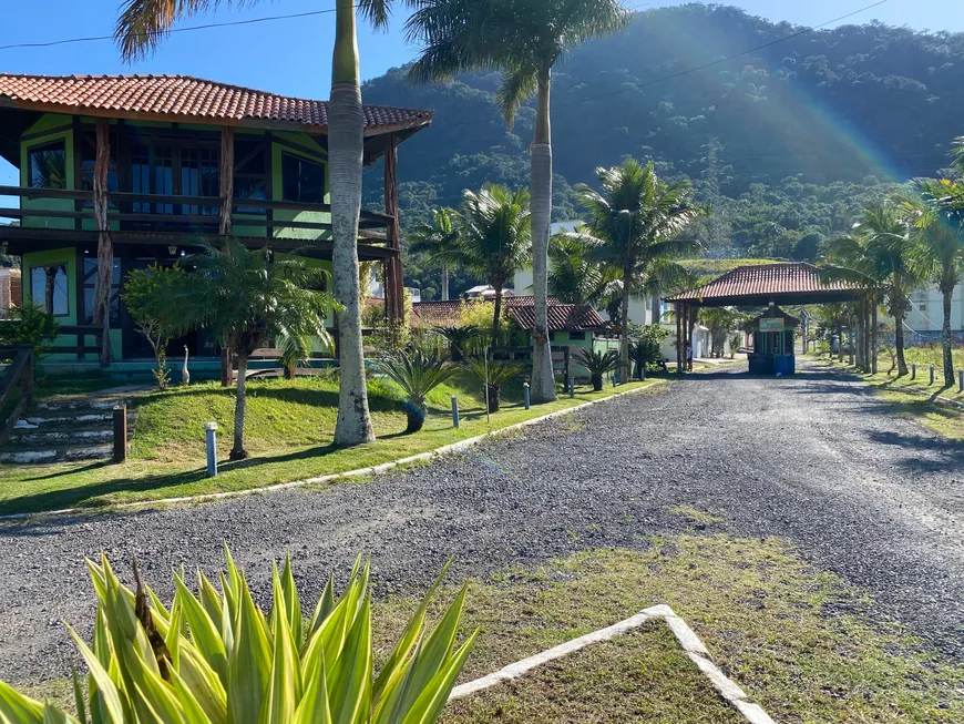 Foto 1 de Lote/Terreno à venda, 284m² em , Mangaratiba