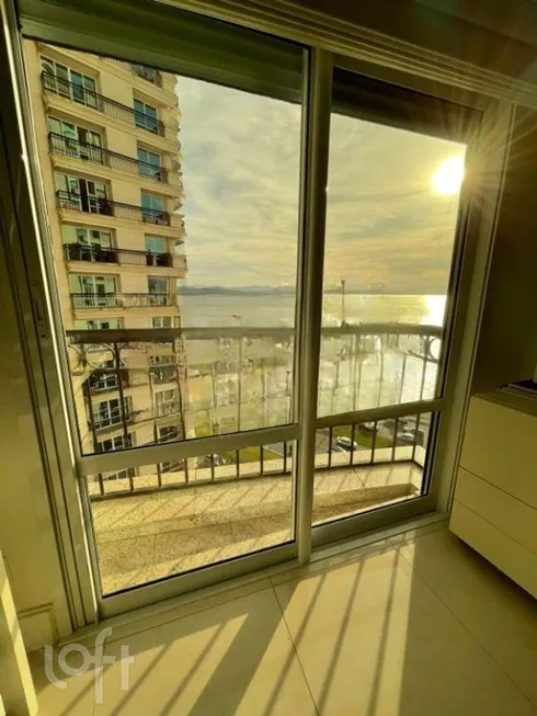 Foto 1 de Apartamento com 3 Quartos à venda, 340m² em Centro, Florianópolis