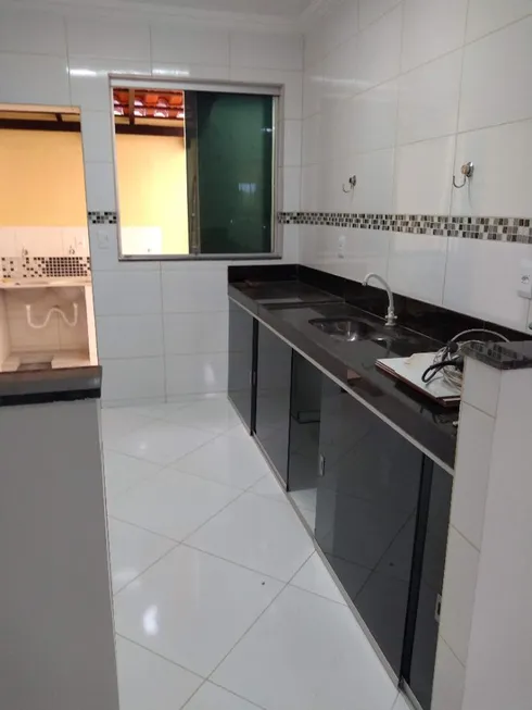 Foto 1 de Casa com 2 Quartos à venda, 45m² em Durval de Barros, Ibirite