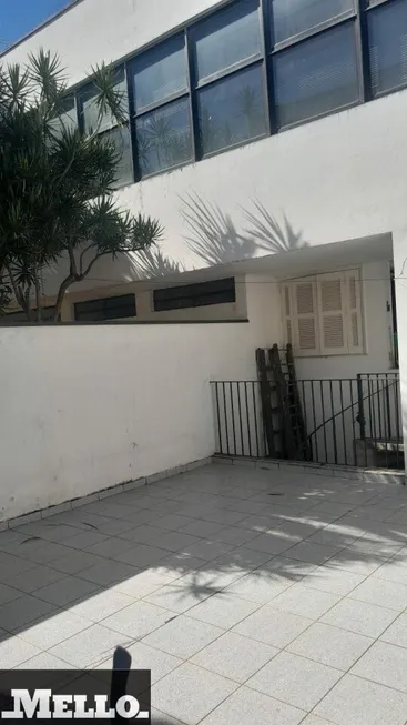 Foto 1 de Sobrado com 4 Quartos para venda ou aluguel, 662m² em Planalto Paulista, São Paulo