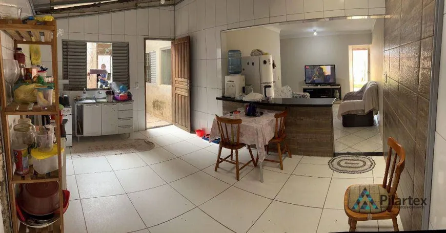 Foto 1 de Casa com 3 Quartos à venda, 125m² em Columbia, Londrina