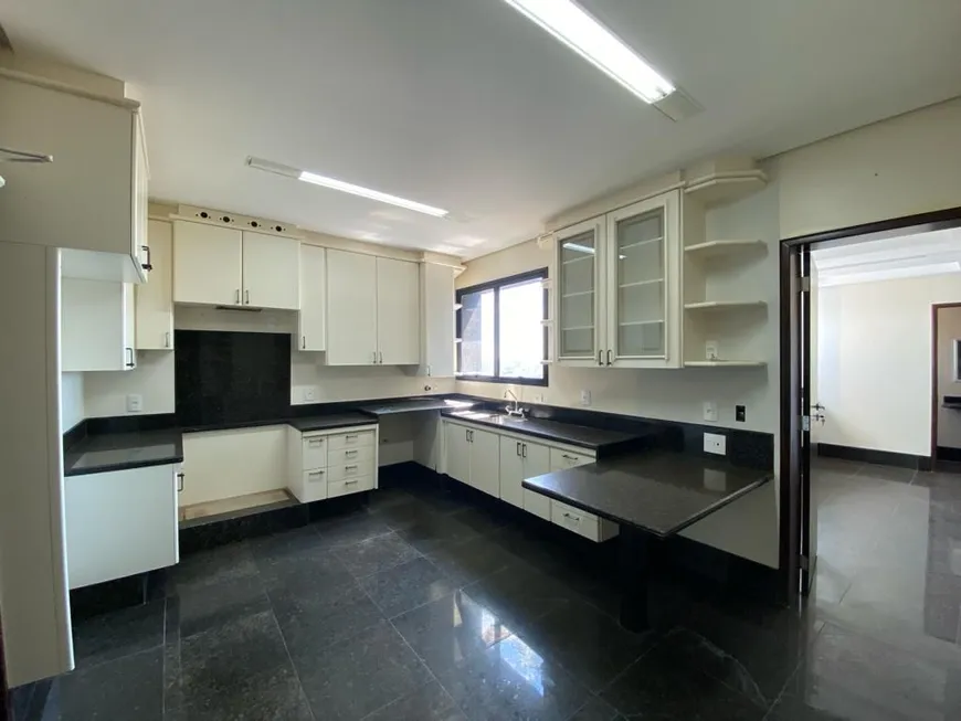 Foto 1 de Apartamento com 3 Quartos à venda, 271m² em Martins, Uberlândia