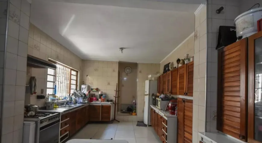 Foto 1 de Sobrado com 3 Quartos à venda, 180m² em Santo Amaro, São Paulo