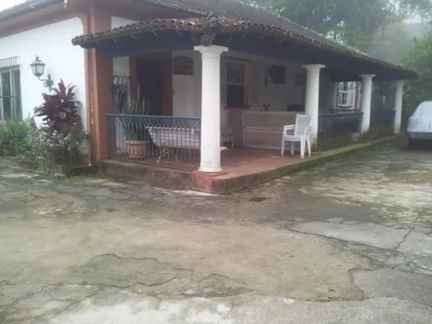 Foto 1 de Casa com 4 Quartos à venda, 407m² em Castelanea, Petrópolis