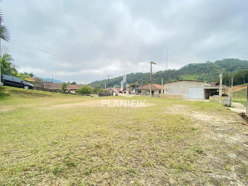 Foto 1 de Lote/Terreno à venda, 338m² em Cedrinho, Brusque