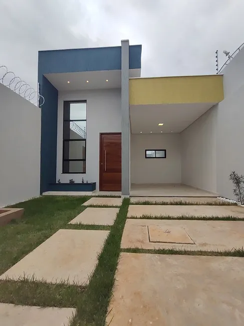 Foto 1 de Casa com 3 Quartos à venda, 120m² em Cidade Universitária, Juazeiro do Norte