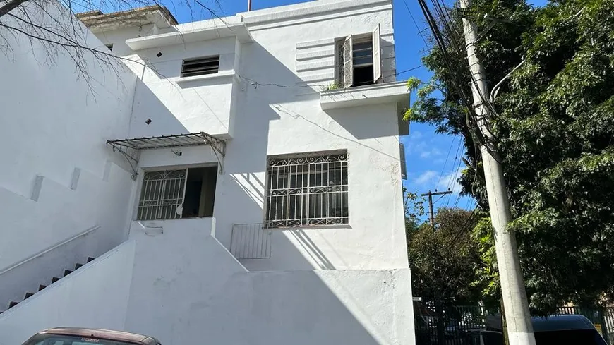 Foto 1 de Sobrado com 4 Quartos para alugar, 200m² em Perdizes, São Paulo