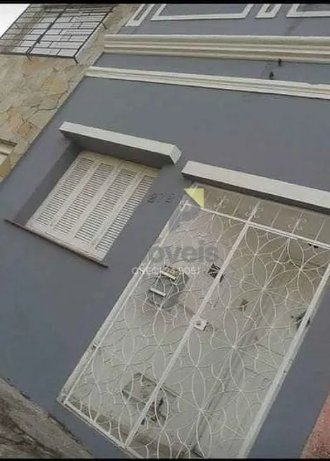 Foto 1 de Casa com 2 Quartos à venda, 77m² em Centro, Pelotas