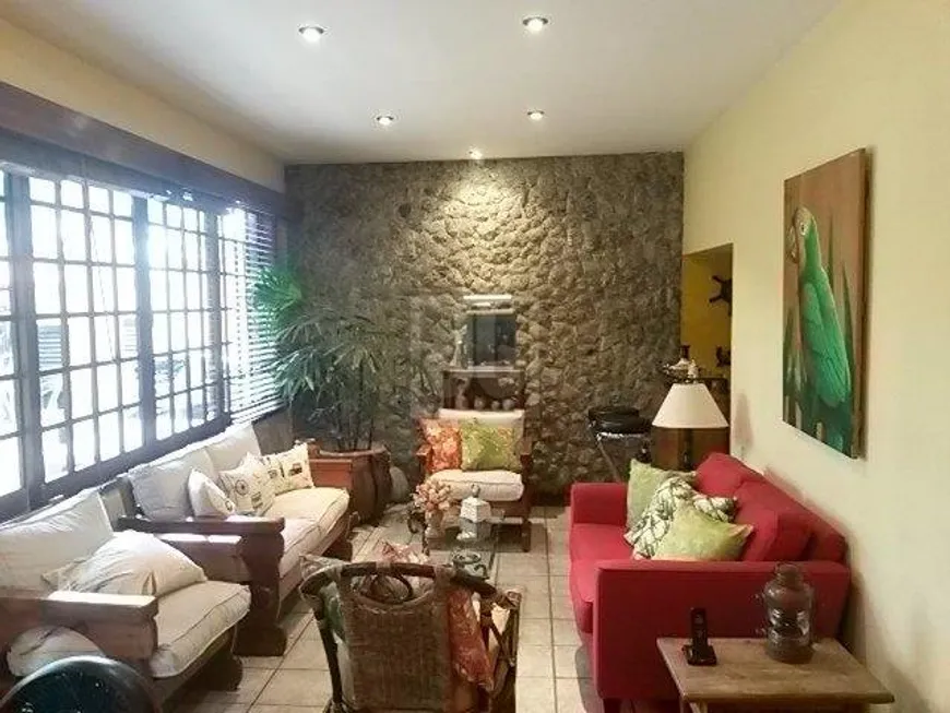 Foto 1 de Casa com 4 Quartos à venda, 250m² em Taquara, Rio de Janeiro