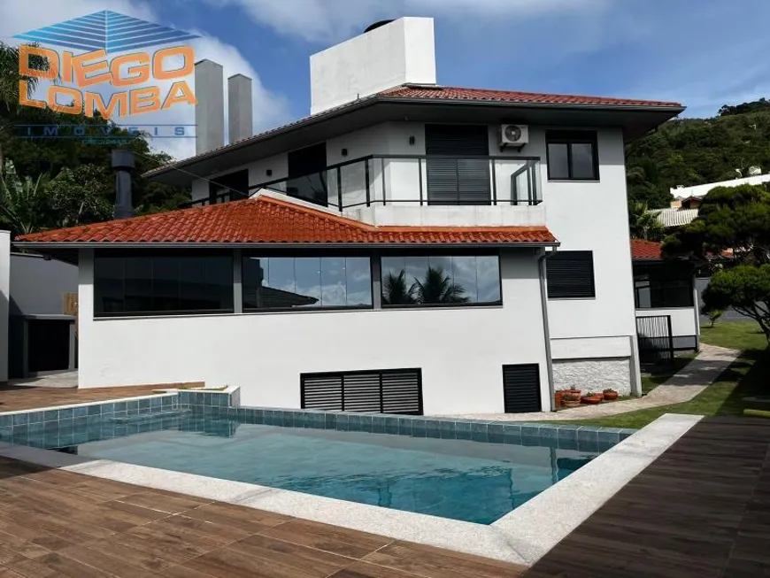 Foto 1 de Casa com 3 Quartos à venda, 260m² em Praia Brava, Florianópolis