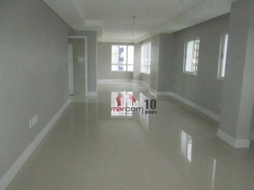 Foto 1 de Apartamento com 3 Quartos à venda, 136m² em Quadra Mar, Balneário Camboriú