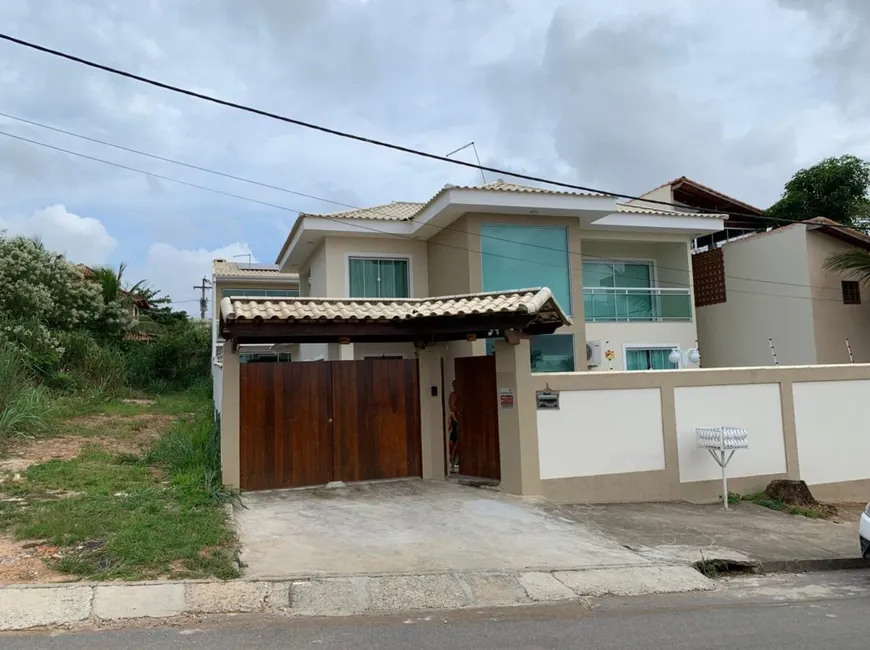 Foto 1 de Casa com 6 Quartos à venda, 386m² em Leigos, Saquarema