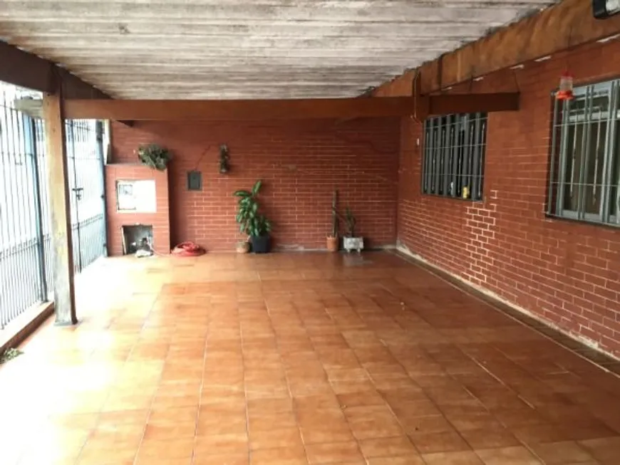 Foto 1 de Casa com 3 Quartos à venda, 100m² em Jardim Cotinha, São Paulo