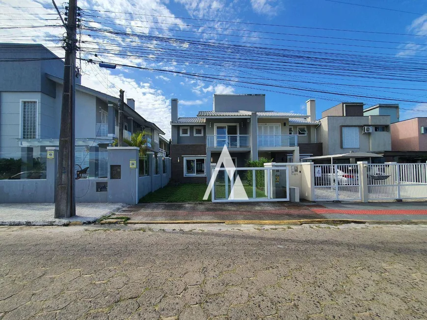 Foto 1 de Casa com 3 Quartos à venda, 153m² em Ferraz, Garopaba