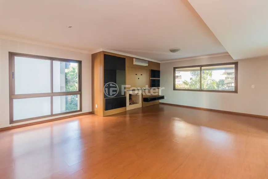 Foto 1 de Apartamento com 3 Quartos à venda, 251m² em Moinhos de Vento, Porto Alegre