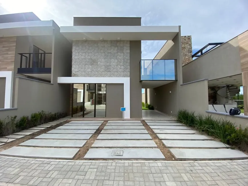 Foto 1 de Casa com 3 Quartos à venda, 148m² em Lagoa Redonda, Fortaleza