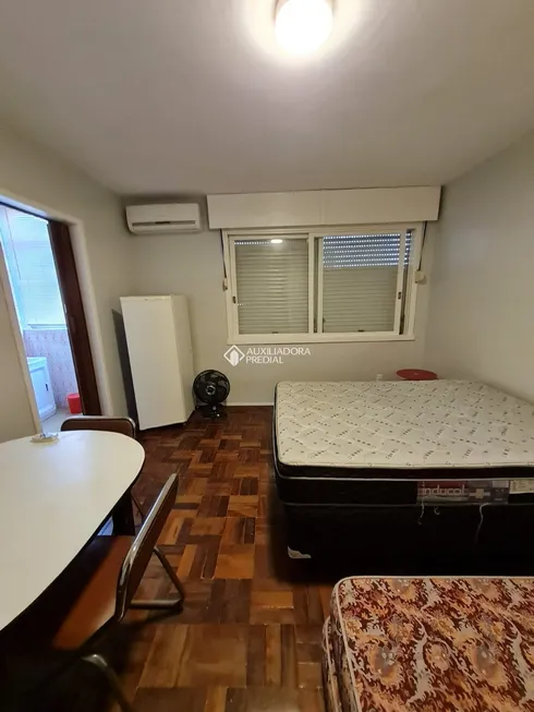 Foto 1 de Kitnet com 1 Quarto à venda, 25m² em Jardim Botânico, Porto Alegre