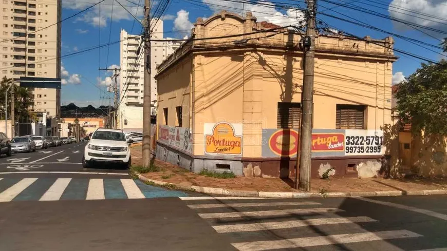 Foto 1 de Casa com 2 Quartos à venda, 251m² em Centro, Araraquara