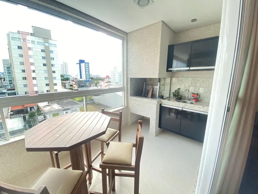 Foto 1 de Apartamento com 3 Quartos à venda, 98m² em Vila Operaria, Itajaí