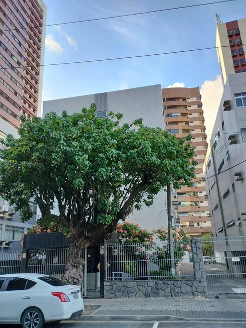 Foto 1 de Apartamento com 3 Quartos à venda, 130m² em Jaqueira, Recife