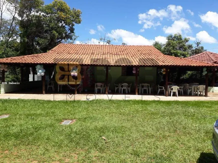 Foto 1 de Fazenda/Sítio com 2 Quartos à venda, 5400m² em Loteamento Chácaras Vale do São Luiz , Bauru