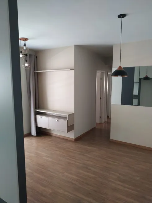 Foto 1 de Apartamento com 3 Quartos à venda, 67m² em São Vicente, Londrina