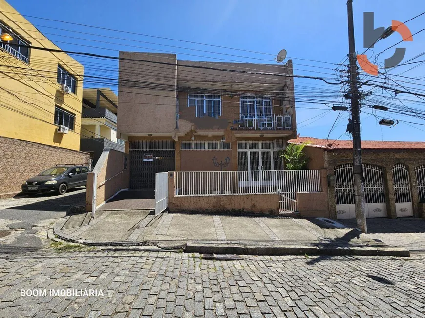Foto 1 de Casa com 3 Quartos à venda, 180m² em Centro, Nova Iguaçu