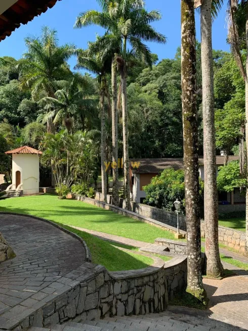 Foto 1 de Casa de Condomínio com 4 Quartos à venda, 1860m² em Caputera, Arujá