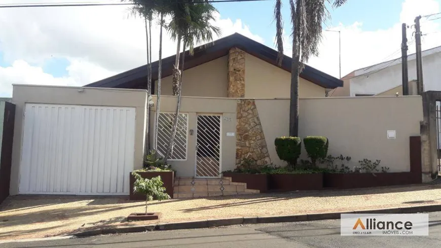 Foto 1 de Casa com 3 Quartos à venda, 157m² em Jardim Guanabara, Americana