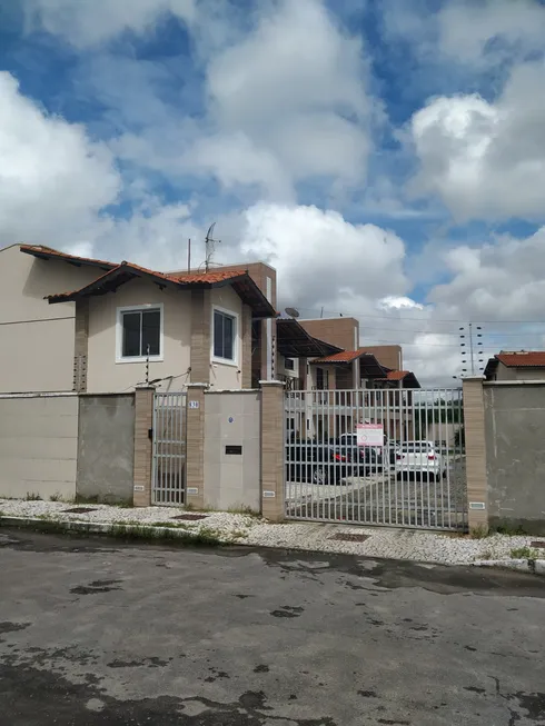 Foto 1 de Casa de Condomínio com 3 Quartos à venda, 77m² em Salinas, Fortaleza