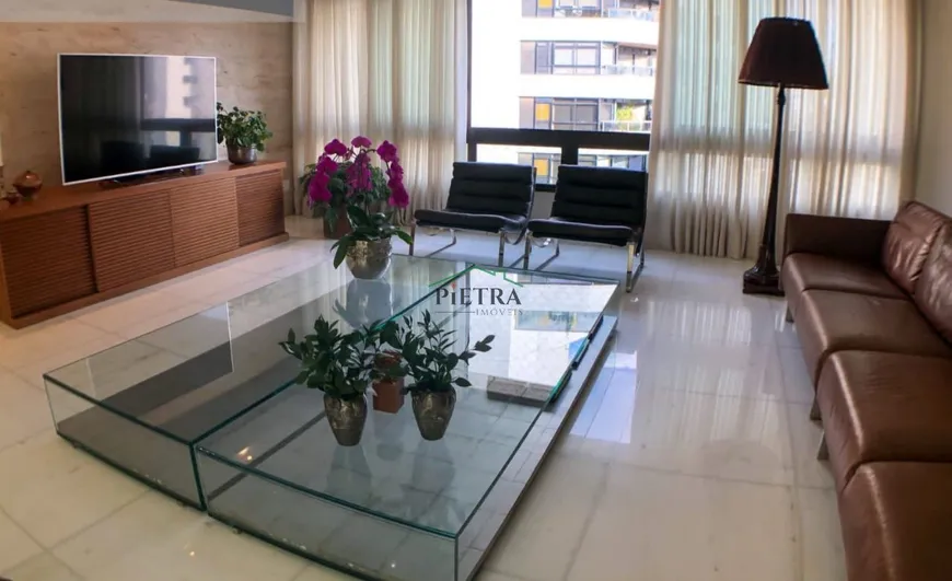 Foto 1 de Apartamento com 4 Quartos à venda, 240m² em Lourdes, Belo Horizonte