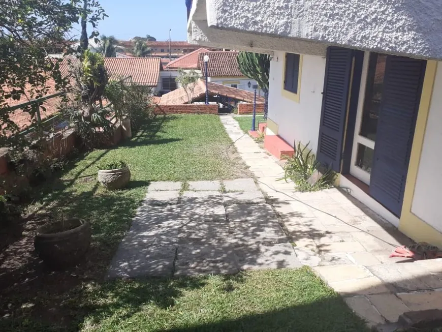 Foto 1 de Casa de Condomínio com 3 Quartos à venda, 310m² em Palmeiras, Cabo Frio