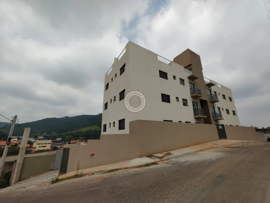 Foto 1 de Apartamento com 2 Quartos à venda, 55m² em Jardim Guaçu, São Roque