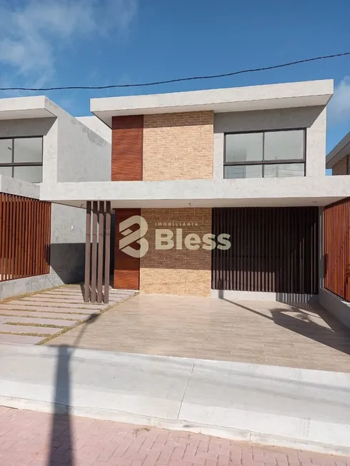 Foto 1 de Casa com 3 Quartos para alugar, 125m² em Ponta Negra, Natal