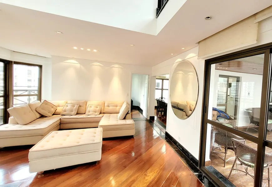 Foto 1 de Apartamento com 3 Quartos para alugar, 330m² em Jardim Anália Franco, São Paulo