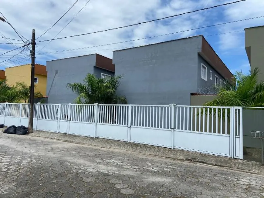 Foto 1 de Casa de Condomínio com 2 Quartos à venda, 50m² em Balneário Gaivotas, Itanhaém