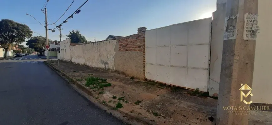 Foto 1 de Lote/Terreno à venda, 270m² em Vila Jaboticabeira, Taubaté