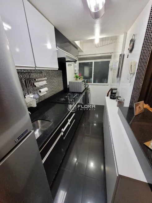 Foto 1 de Apartamento com 2 Quartos à venda, 62m² em Neves, São Gonçalo