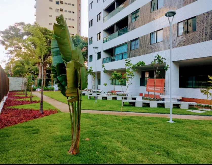 Foto 1 de Apartamento com 3 Quartos à venda, 94m² em Parnamirim, Recife